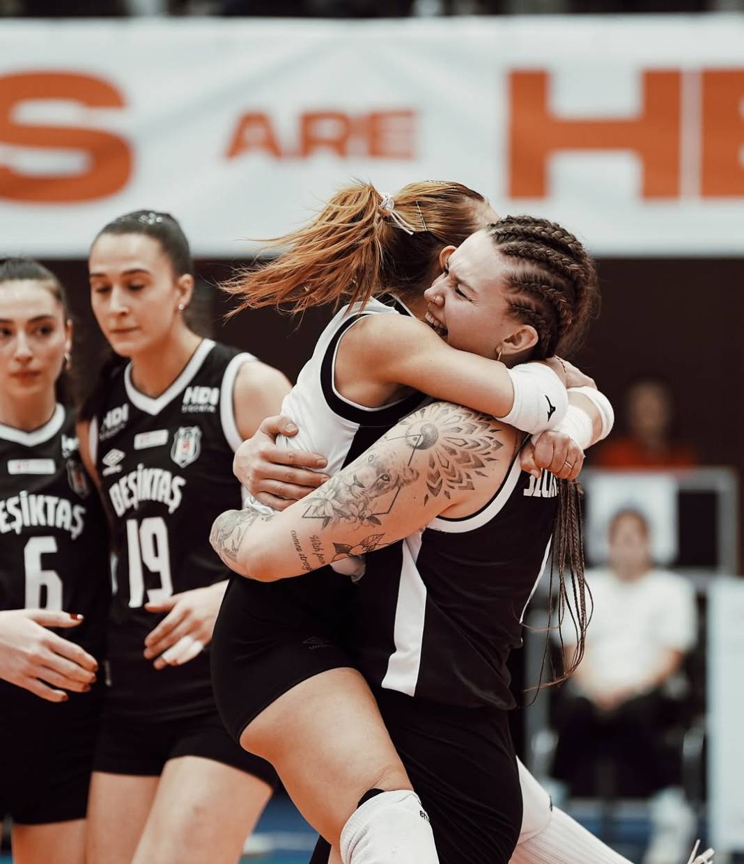 Ne diyorsun Julia! Uğradığı tacizi açıkladı ve ekledi: Beşiktaş havalara uçurdu 5